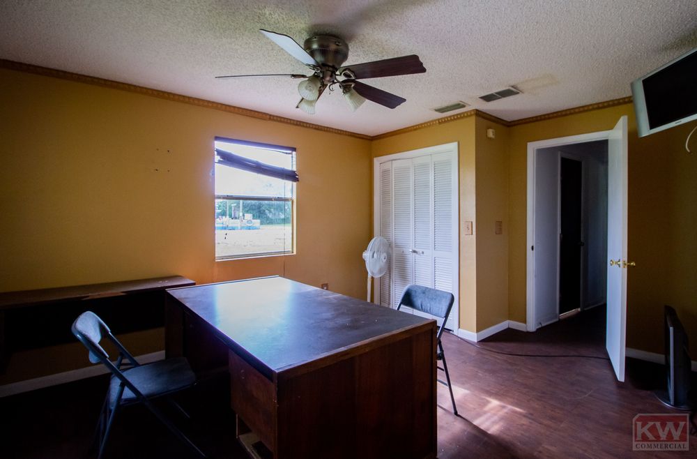 Former Truck Terminal in Central Florida: 595 W Summerlin St, Bartow, FL 33830